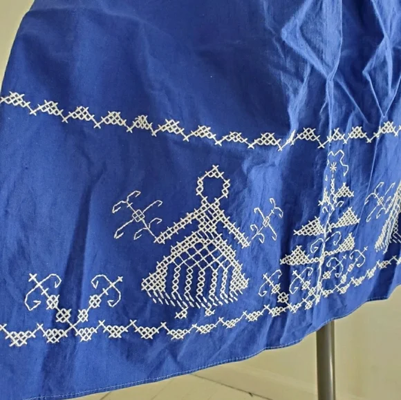 Vintage Navy Blue Handmade Folk Art Embroidered Half Apron - Picture 4 of 6